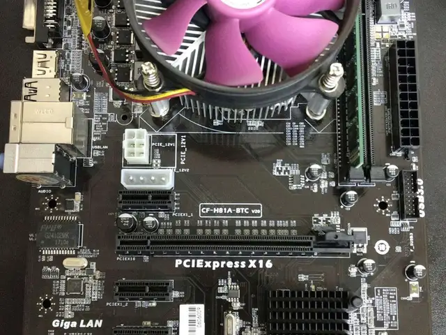 Материнская плата Colorful C.H81A-BTC V20 LGA1150, ATX, Хуҷанд