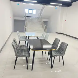Стол и стулья, Душанбе