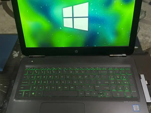 Ноутбук hp, Худжанд
