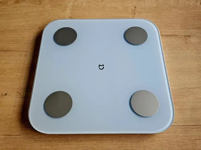 Умные весы Xiaomi Body Composition Scale S400, Душанбе