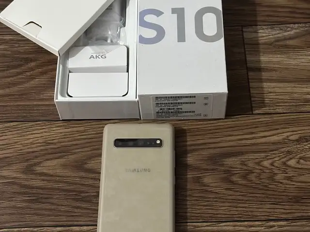 Samsung Galaxy S10+ 5G Gold 8/256, Душанбе - 2