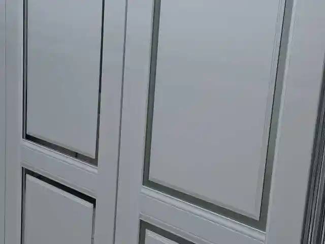 Дверь, Душанбе