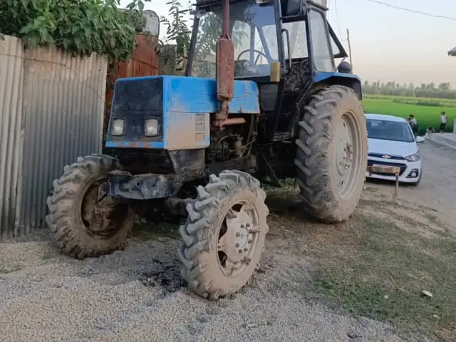 Трактор, Турсунзода