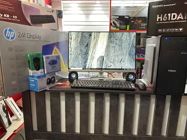 Персональный компьютер core i5 3GEN/ОЗУ 8GB/HDD 500GB/HP M24F, Душанбе