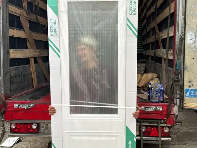 Дверь, Душанбе