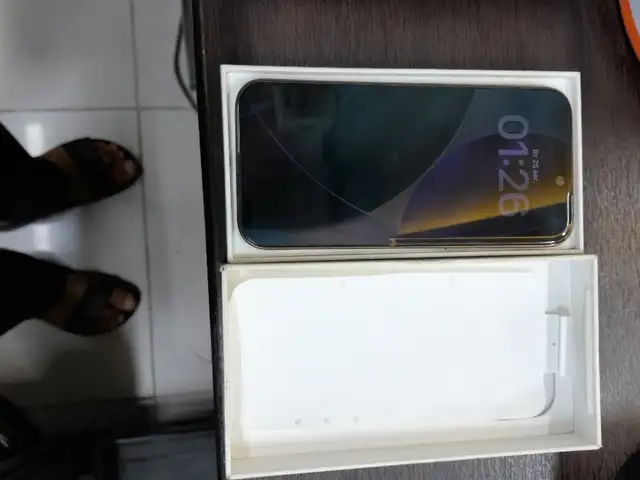 Apple iPhone 16 Pro Max, 256 gb, Desert Titanium, Душанбе