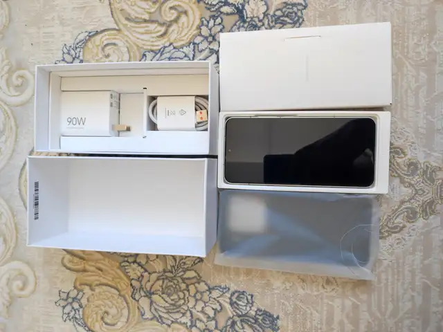 Xiaomi 15 12/256 white, Душанбе