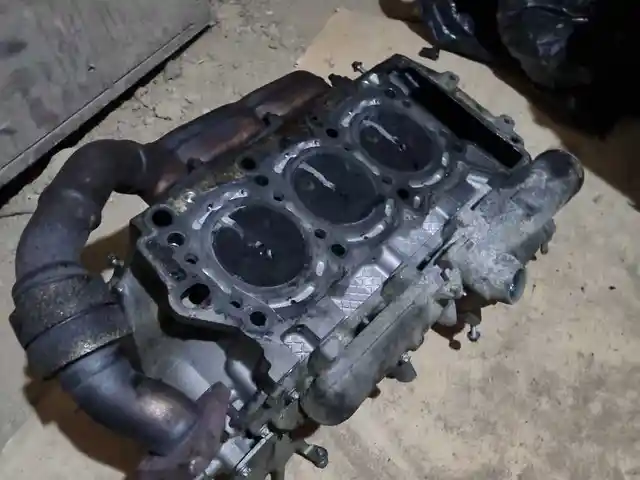 Головки блока на Mercedes-Benz Sprinter 318-518.V6, Пенджикент