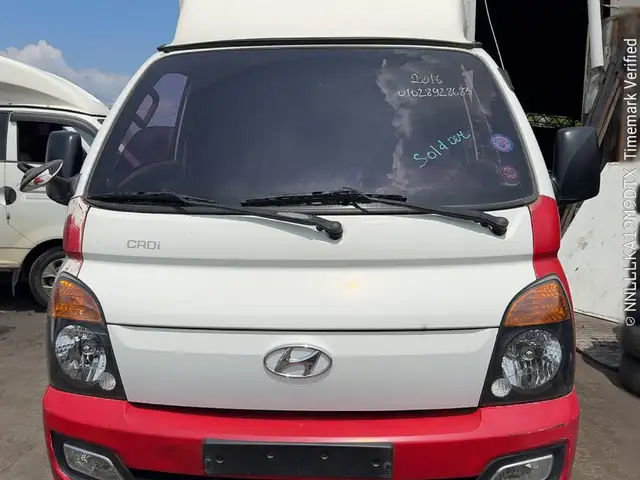 Бортовой автомобиль Hyundai Porter, 2016, Худжанд