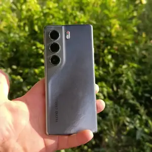 Tecno camon 40, 256gb, Вахдат