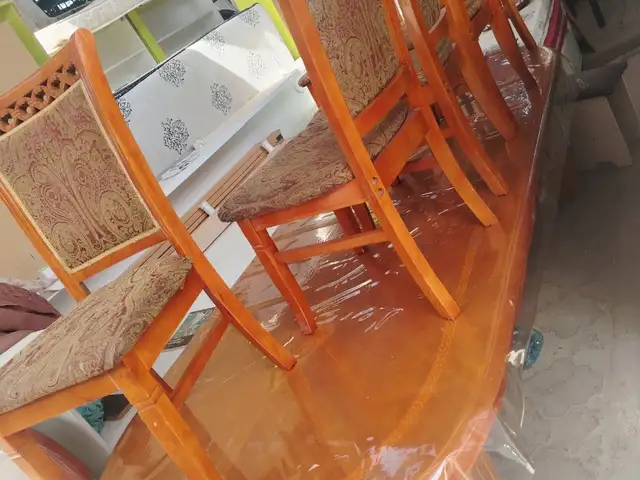 Стол и Стулья, Душанбе