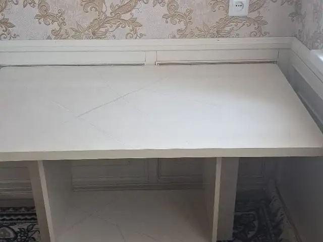 Стол, Худжанд