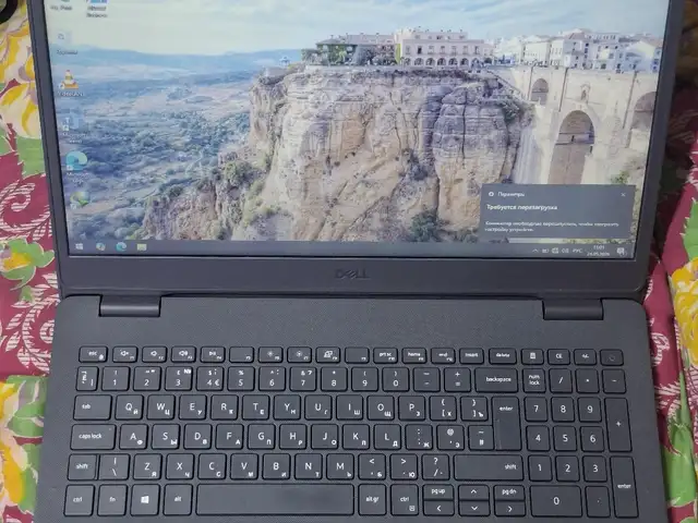Ноутбук DELL Core i3 -10gen, Душанбе