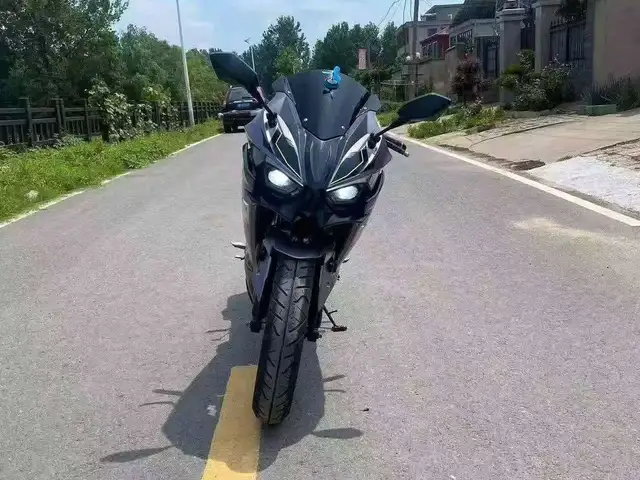 Мотоцикл Kawasaki H2 400cc, Душанбе