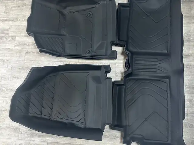 Полики салона BYD E2, Душанбе