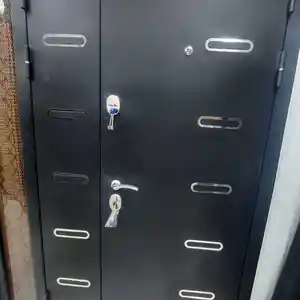 Железная дверь, Душанбе