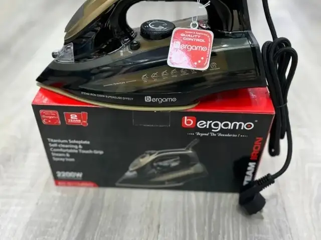 Утюг Bergamo BG-SI1154SBG 2200W, Душанбе