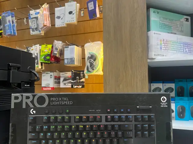 Клавиатура Logitech X TKL Lightspeed, Душанбе