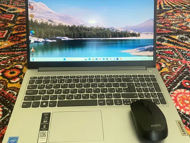 Ноутбук Lenovo 82V7, Душанбе