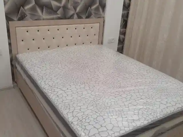 Двуспальная кровать, Худжанд