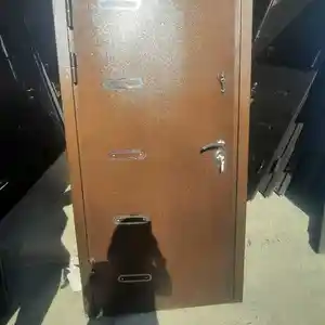 Железная дверь, Душанбе