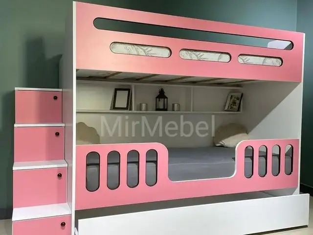 Двухъярусная кровать, Душанбе