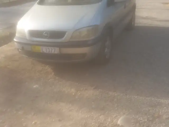 Opel Zafira