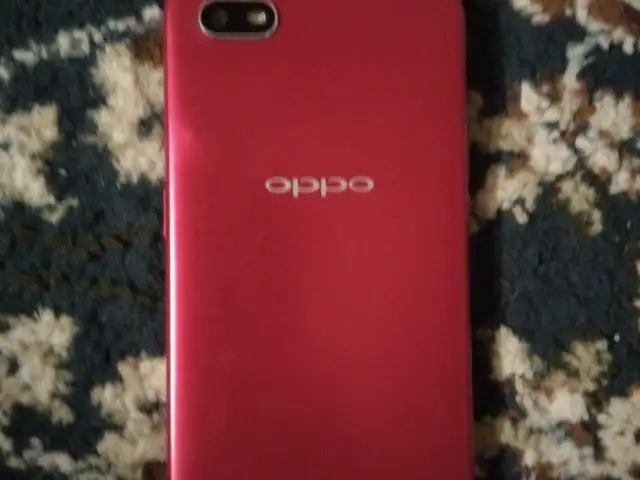 Oppo A1k, Исфара