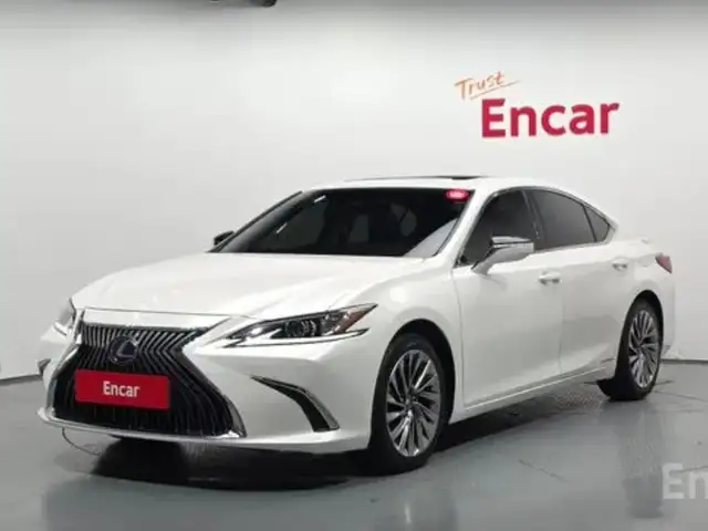 Lexus ES series