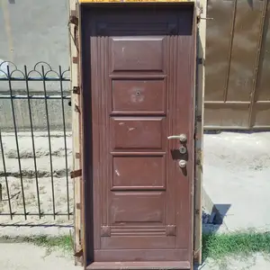 Дверь, Худжанд