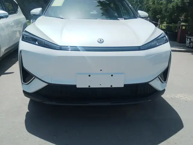 Dongfeng L7
