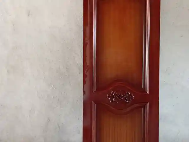 Дверь, Душанбе