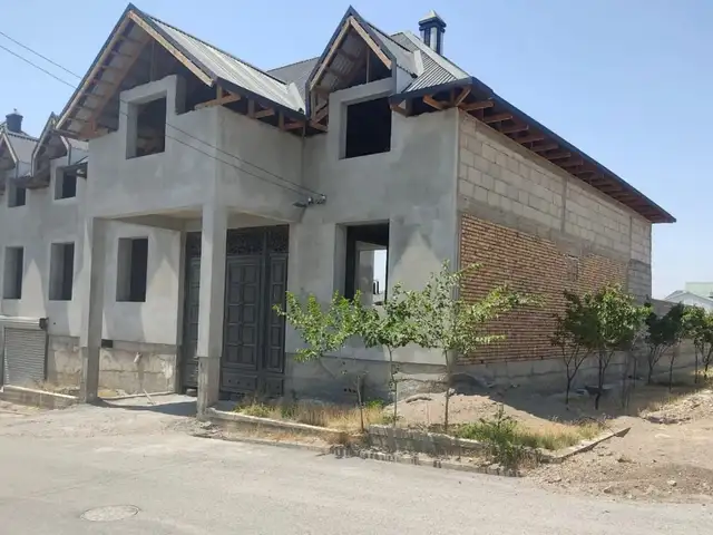 3 этажн. 8-комн. дом, 6 соток, 29-мкр, Худжанд