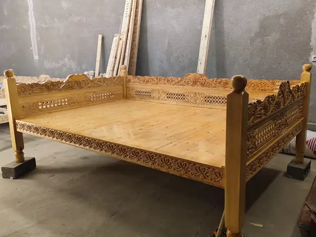 Тапчан 2х3, Худжанд