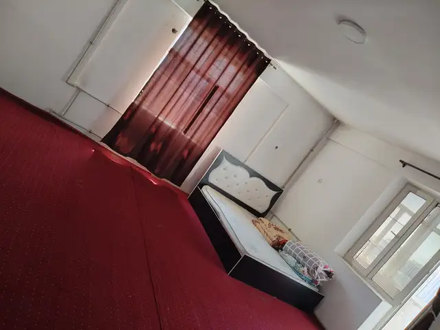 Комната в 2-комн. квартире, 21 этаж, 40м², И Сомони, Душанбе