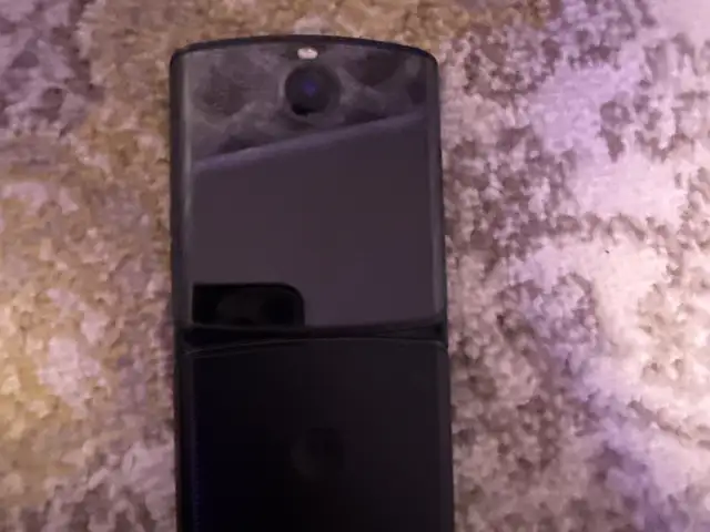 Телефон Motorola, Лахш (Ҷиргатол)