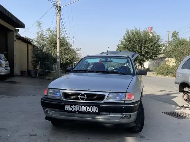 Opel Astra F
