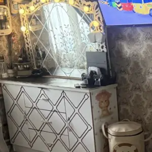 Комод с зеркалом, Душанбе