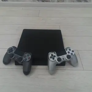 Игровая приставка Sony PlayStation 4 slim, Душанбе