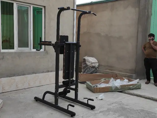 Турник, Душанбе