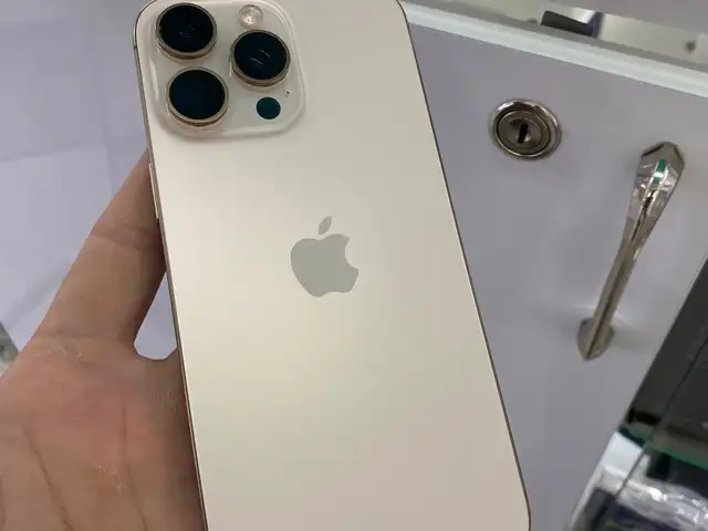 Apple iPhone 16 Pro Max, 256 gb, Desert Titanium, Душанбе
