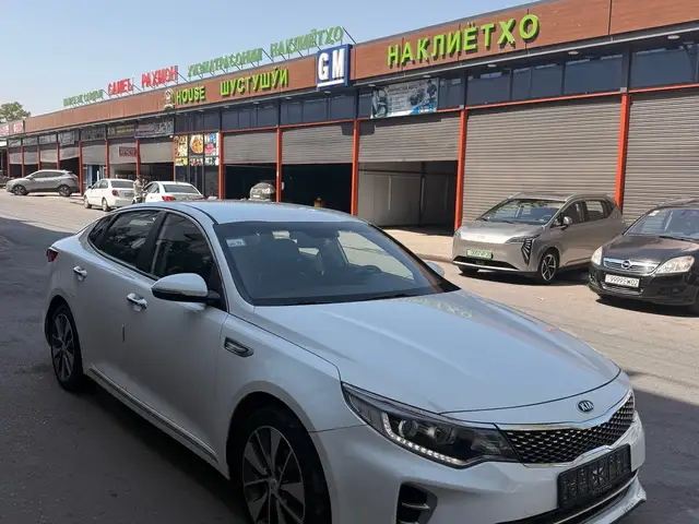 Kia K5