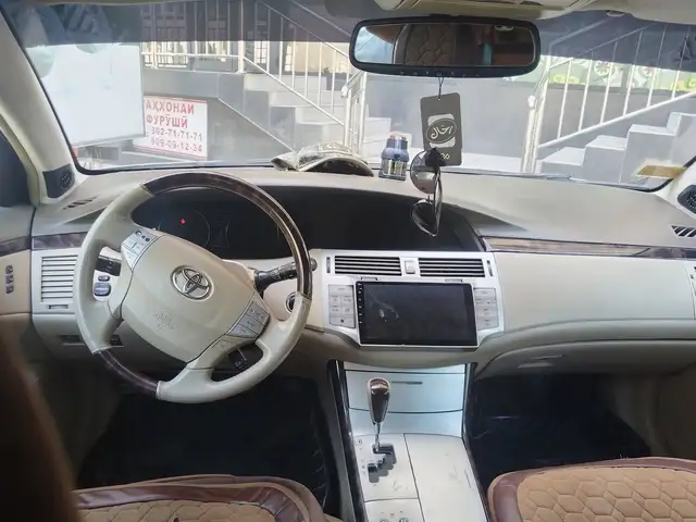 Toyota Avalon