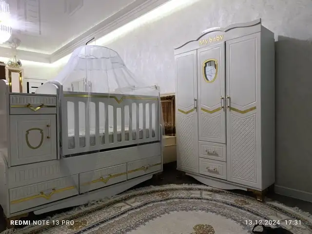 Колыбель со шкафом, Душанбе