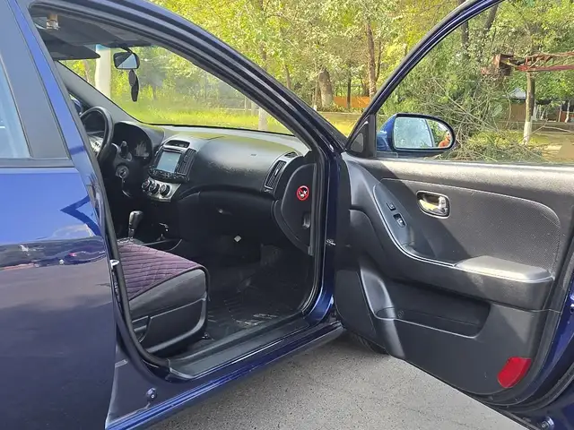 Hyundai Elantra, 2010, Турсунзода - 10