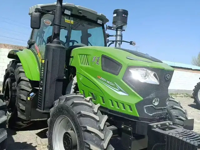 Трактор 2104 HUAXIA, Душанбе