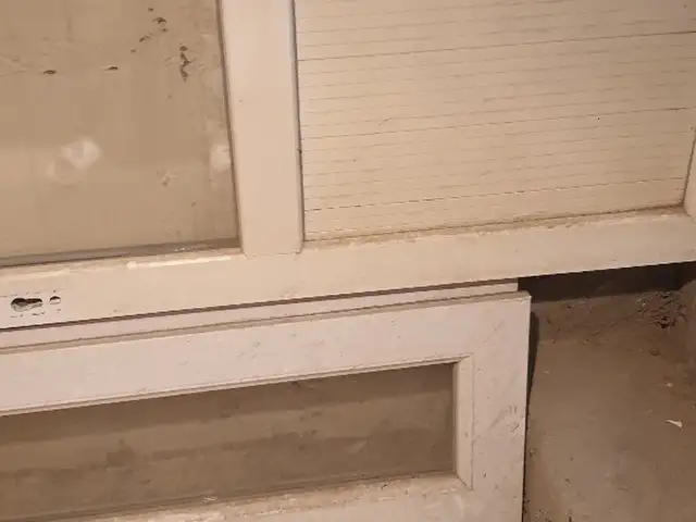 Дверь, Душанбе