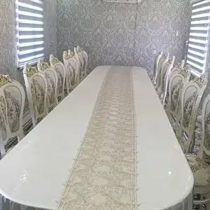 Миз бо курсӣ, Душанбе