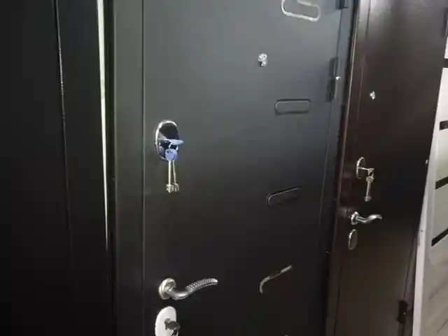 Железная дверь, Душанбе