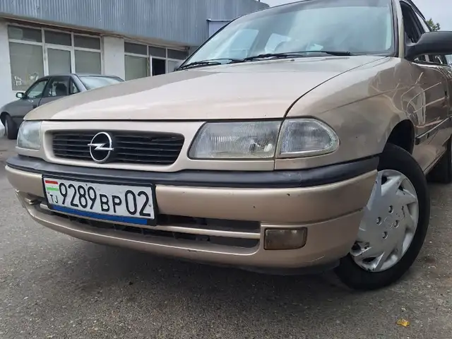Opel Astra F
